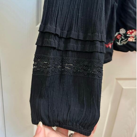 American Eagle Floral Embroidered Long Sleeve Tie Back Peasant Boho Blouse XS/S - Picture 5 of 9